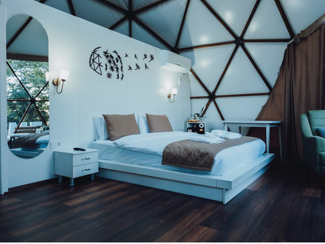 clean bedroom